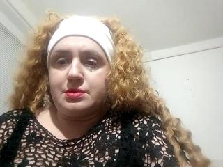 DiamondForme live cam model at XLoveCam