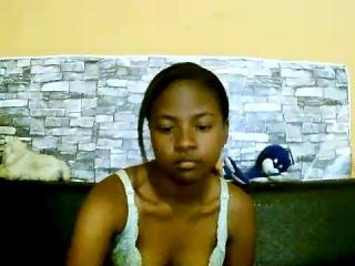 KeyllahChoco live cam model at XLoveCam