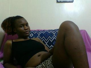 DeelaHottie Image Gallery