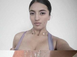 NickySweetx69 live cam model at XLoveCam