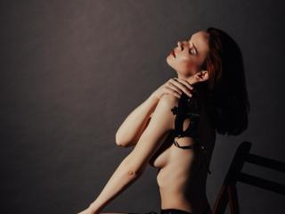AveAdelheid Webcam Porno Live - Photo 4/18