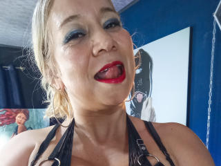 DominatrixCristalSabrina Amateur Live Cam - Photo 17/44
