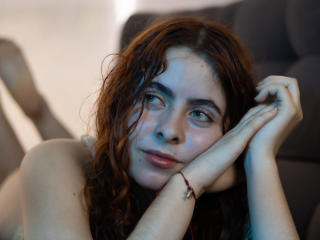 AdelenFoster Webcam Porno Live - Photo 159/226