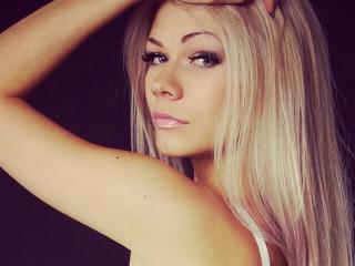 AliceLaGold Webcam Porno Live - Photo 15/21