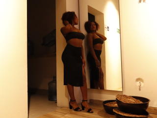 AmberQueeny Webcam Porno Live - Photo 380/458