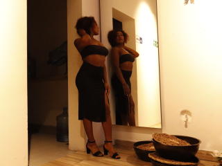 AmberQueeny Webcam Porno Live - Photo 399/458