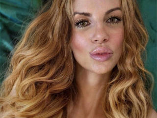 Photo of StewardessX-hot