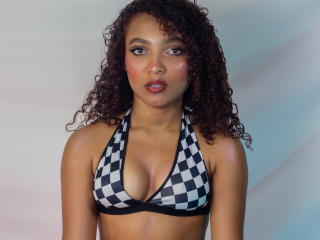 LoraineRioss Anal en Webcam Live - Photo 7/21
