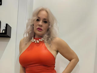EmilyLowe69 Seins Liveshow - Photo 10/12