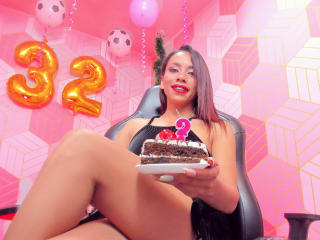 AmmyTorrez Webcam Porno Live - Photo 207/270