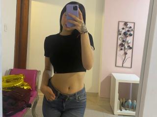 AishaBell Webcam Porno Live - Photo 35/45