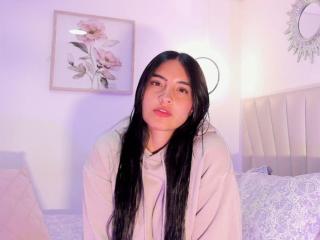 EmilyJensenn Boobs Liveshow - Photo 10/21