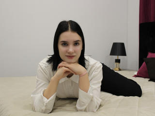 MilenaPears Image Gallery