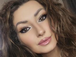 SweetAdrianax live cam model at XLoveCam