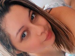 IdyllaJhones Chatte en Chaleur - Photo 15/21