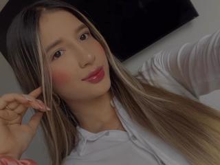 EmilyFelis Seins Liveshow - Photo 10/13