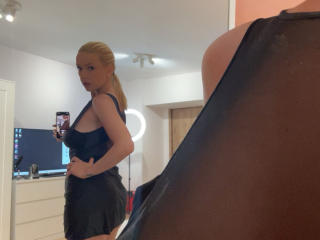 SweetAyra Blowjob XXX Cams - Photo 19/21