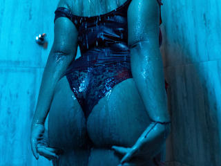 AliceJelanni Webcam Porno Live - Photo 14/21