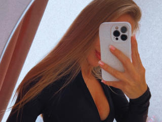 AngelinaVinnie Webcam Porno Live - Photo 10/12