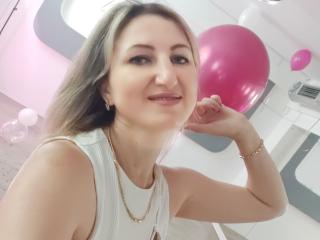 EllaLessie Image Gallery