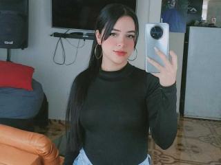 AmyFoster Webcam Porno Live - Photo 12/39