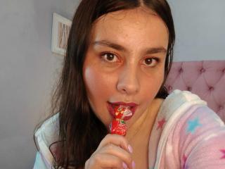 AliceMoure Webcam Porno Live - Photo 39/47