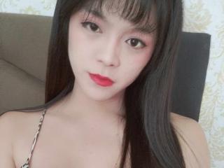 SweetAngelis live cam model at XLoveCam