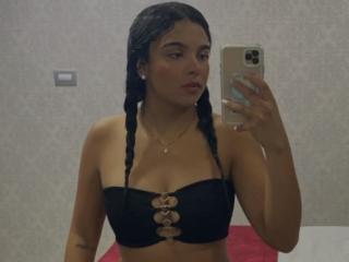 AlisonRaisas Webcam Porno Live - Photo 10/26