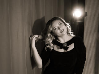 SallyVerda Fellation XXX Cams - Photo 20/21