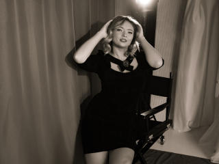 SallyVerda Fellation XXX Cams - Photo 17/21