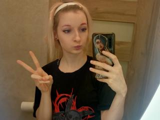 AmazingBlair Webcam Porno Live - Photo 10/13