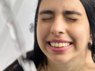AnnaAlvarez Webcam Porno Live - Photo 17/21