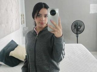 AmyFoster Webcam Porno Live - Photo 25/39