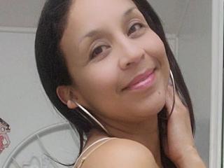 BettyRiv live cam model at XLoveCam