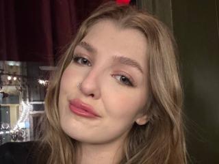AngelAmalia Webcam Porno Live - Photo 10/21