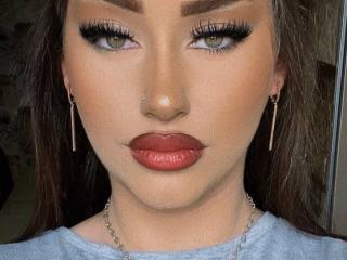 AnyaShy Image Gallery