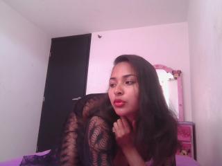BellaChaudAmour Live Cam Porn - Photo 16/21