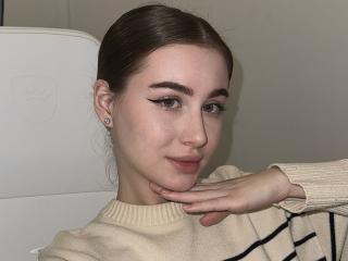 LillyColins Anal en Webcam Live - Photo 7/11