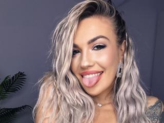 ZoeyMarie MILF Live - Photo 16/21