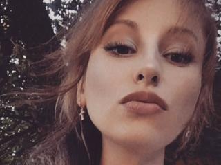 LoniDaisy Anal Livecam - Photo 6/10
