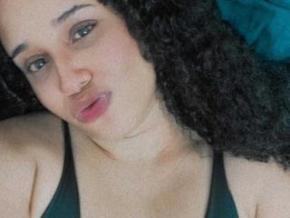 Watch Kalith live on cam on XLoveCam