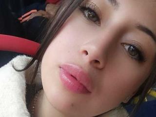 SunnyEve Blowjob XXX Cams - Photo 10/11