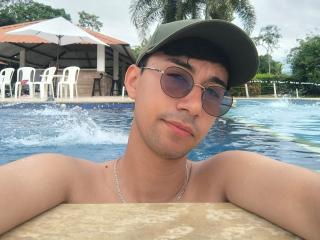 Photo de OliverHot69