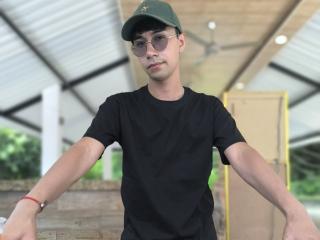 Photo de OliverHot69