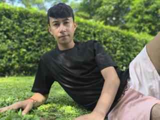 Photo de OliverHot69