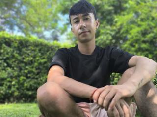 Photo de OliverHot69