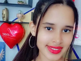 ScarlettRosse Blowjob XXX Cams - Photo 16/21