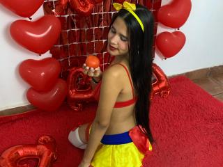 ScarlettRosse Blowjob XXX Cams - Photo 14/21