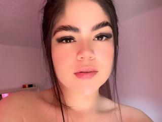 MartinaRossyI live cam model at XLoveCam