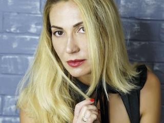 LadiAgatha Anal en Webcam Live - Photo 11/12